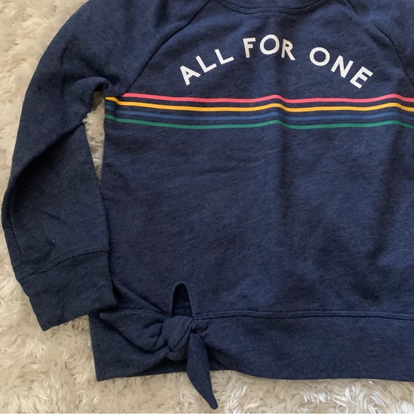 3 Girls Shirts Short sleeve graph tee, sold red long sleeve, blue Long sleeve M - Picture 9 of 9